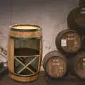 Drewniana beczka barek i stojak X na wino - 80cm (5).webp