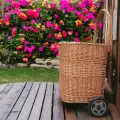 Kosz wiklinowy transportowy na zakupy.webp