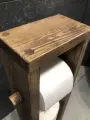 drewniany stojak na papier toaletowy (5).webp
