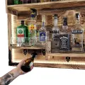 wiszący bar dowmowy na ścianę z oświetleniem LED (2).webp