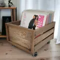 Drewniana skrzynia na płyty vinyl na kółkach wenge (5).webp