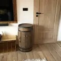 Drewniana beczka z drzwiami bar domowy na butelki z winem (13).webp
