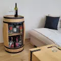 Rustykalna beczka barowa.webp