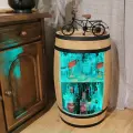 Stylowa komoda na alkohol z drewna LED RGB.webp