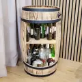 Stojak na wino z beczki.webp