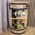 Drewniany bar z LED w stylu vintage z dużym blatem.webp